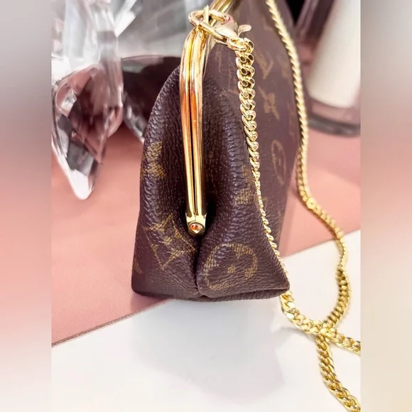 SOLD Vintage Louis Vuitton Kisslock Purse w COA - Picture 6 of 13